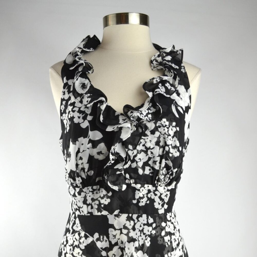 White House Black Market Flowy Floral Black and White Dress Size 2 - Picture 1 of 13